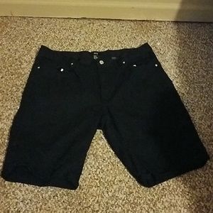 NEW H&M Men's Black shorts